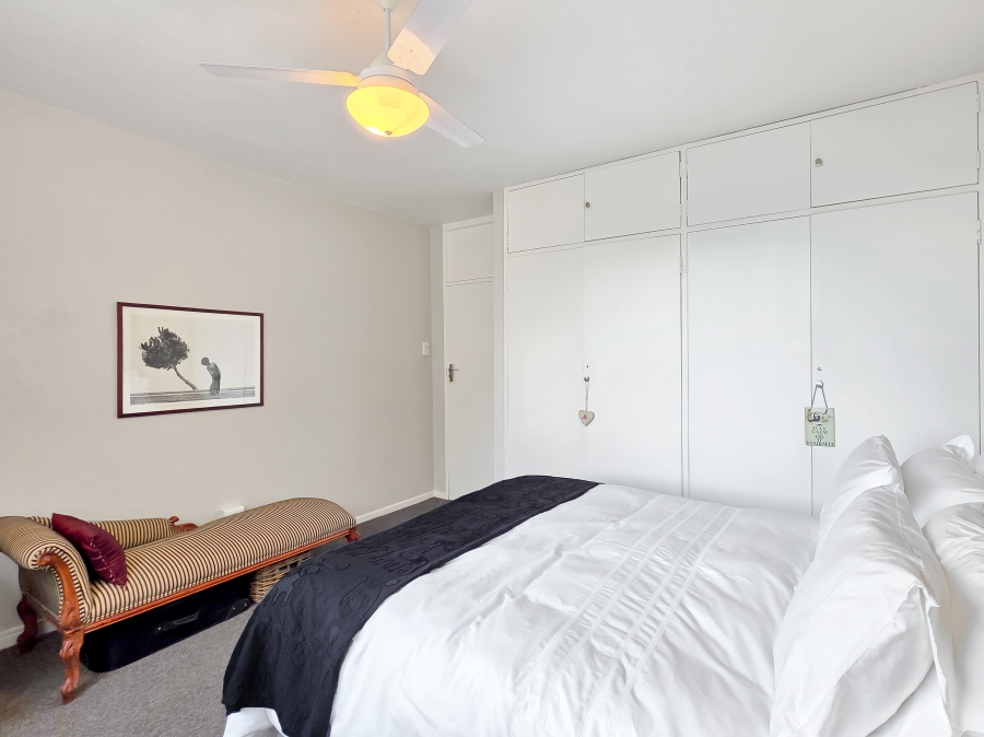 2 Bedroom Property for Sale in Green Point Western Cape